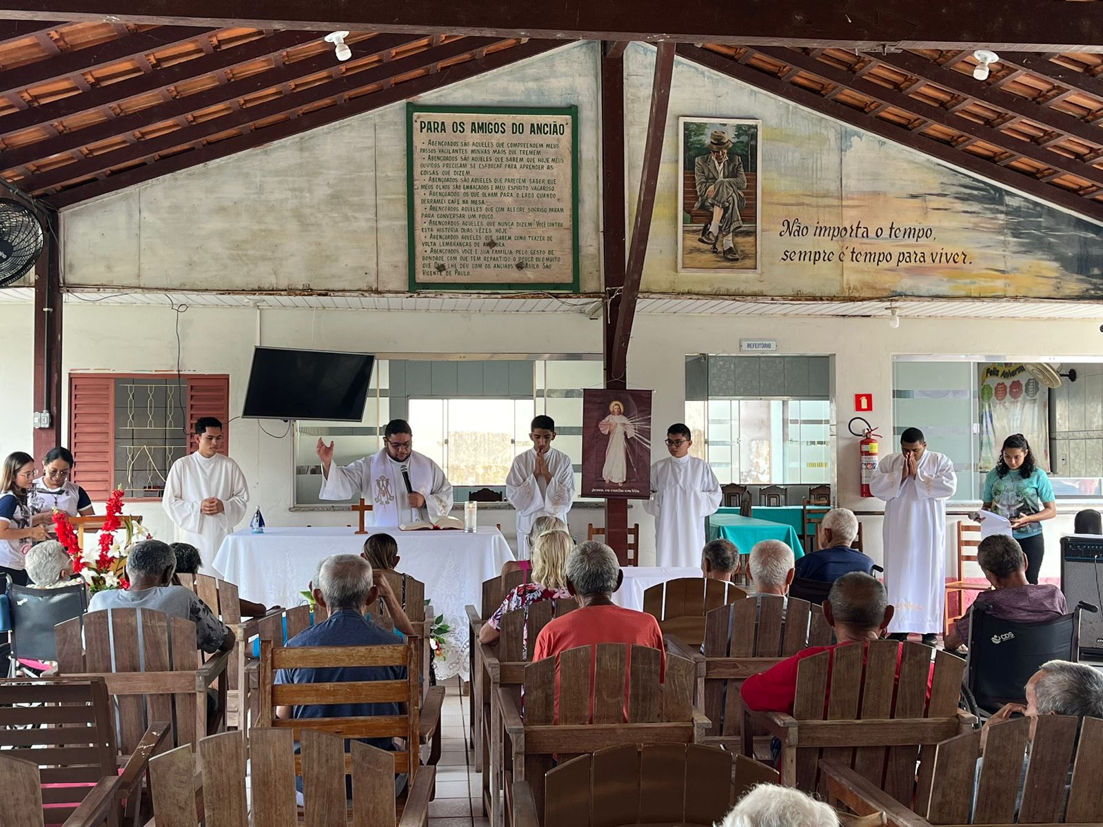 WhatsApp Image 2024-05-14 at 12.48.30 (1).jpeg